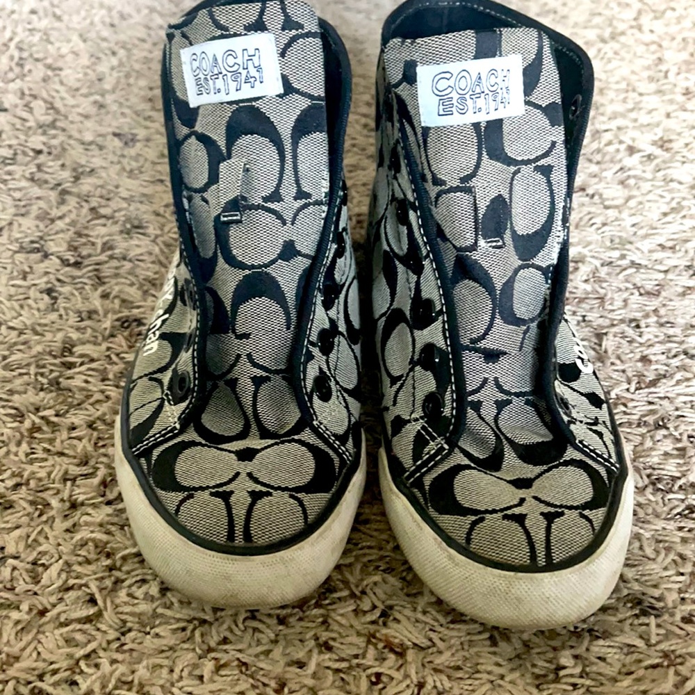 Coach shoes size 7 1/2
